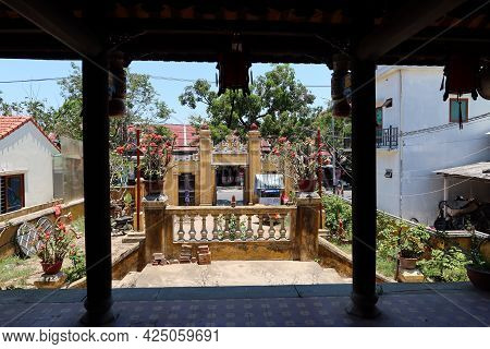 Hoi An, Vietnam, May 23, 2021: View Of The Courtyard Of Van Thanh Mieu Cam Pho Temple In Hoi An, Vie