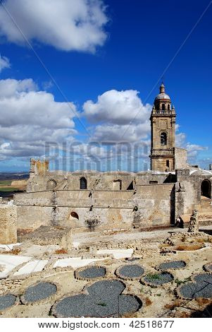 Santa Maria kostel, Medina Sidonia, Andalusie.