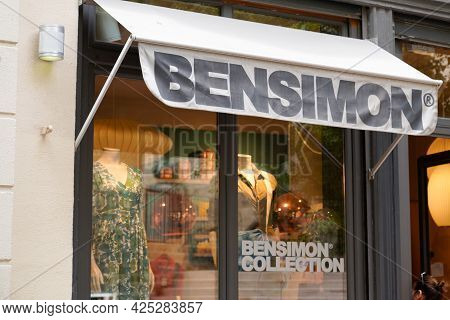 Toulouse , Ocitanie France  - 06 25 2021 : Bensimon Collection Logo Brand Store French Sign Text Cha