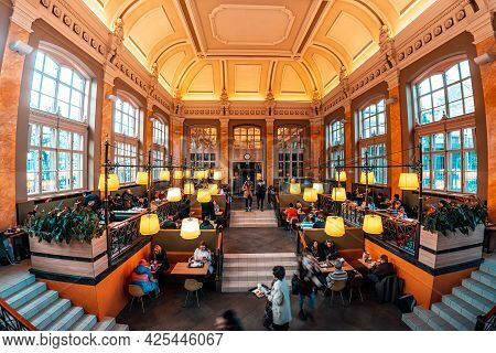Budapest, Hungary - January 09, 2019: Interior Of A Famous Mcdonalds At Nyugati Railway Station