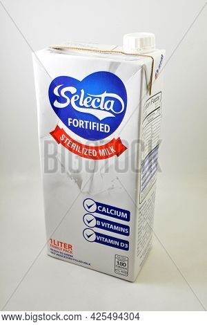 Manila, Ph - July 1 - Selecta Fortified Sterilized Milk On July 1, 2021 In Manila, Philippines.