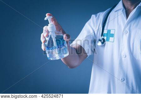 Hand Sanitizer With 75 Percent Alcohol Concentration, Alcohol Gel Reduces The Accumulation Of Germs,