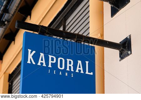 Montpellier , Ocitanie France  - 06 30 2021 : Kaporal Jeans Logo Sign And Brand Text For Fashion Sto