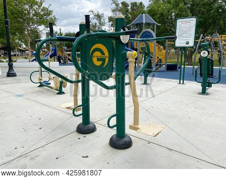 Outdoor Fitness Equipment In A Public Park. Free Exercise Equipment, June 16th, 2021, Placentia, Cal