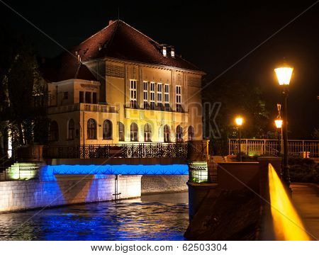 CItyscape of Wroclaw, Grunwaldzki Bridge at night