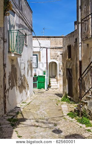Alleyway. Montescaglioso. Basilicata. Italy.