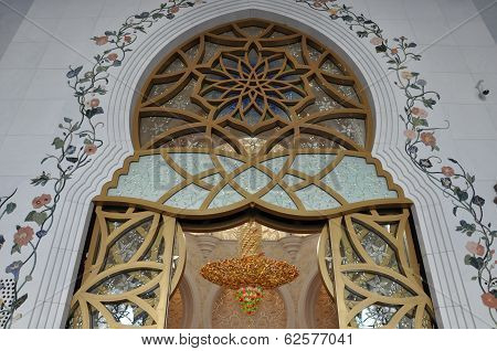Sheikh Zayed Grand Mosque in Abu Dhabi, UAE