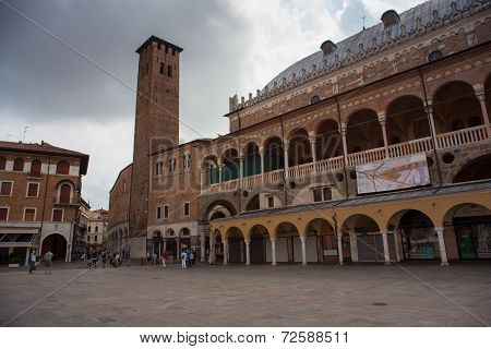 Palazzo Della Ragione