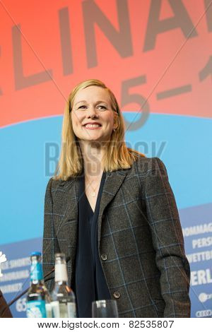 BERLIN, GERMANY - FEBRUARY 08: Laura Linney  attends the 'Mr. Holmes' press conference. 65th Berlinale International Film Festival at Grand Hyatt Hotel on February 8, 2015 in Berlin, Germany.