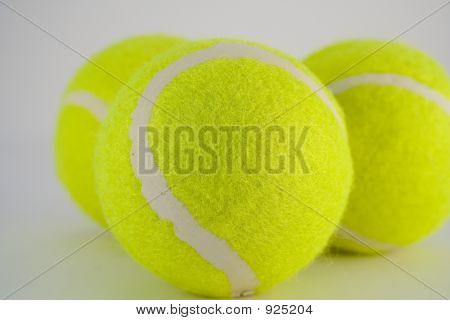 Tennispallo