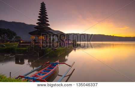 Beratan Lake Temple in Bedugul  Bali  Sunrise