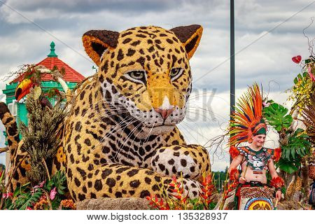 Portland Grand Floral Parade 2016