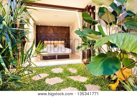 Luxury And Outdoor Bedroom Which Exposed To The Outside