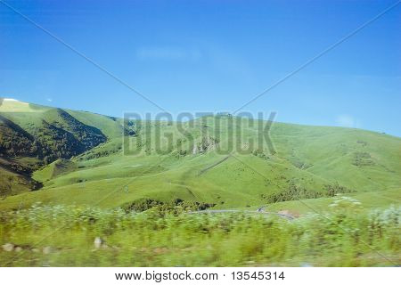 Caucasus Góra, Błękitne niebo