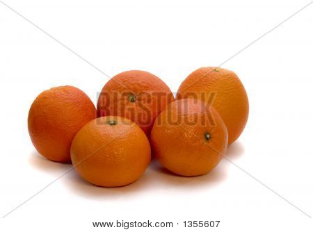  Oranje Tangerine geïsoleerd In Wit