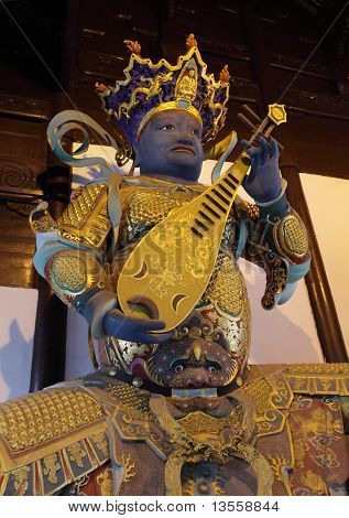 Statue bouddhiste