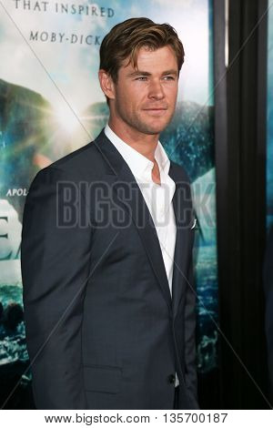 NEW YORK-DEC 7: Actor Chris Hemsworth attends the New York premiere of 