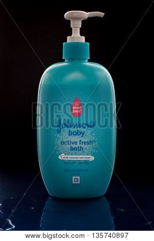 KUALA LUMPUR, MALAYSIA. MAY 30, 2016 : Bottle of Johnson & Johnson Baby Active Fresh Bath.Johnson & Johnson is an American company founded in 1866