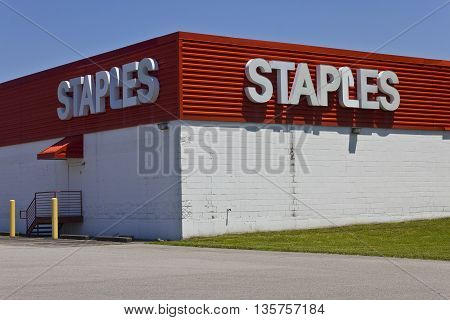Indianapolis - Circa June 2016: Staples Inc. Retail Location. Staples is a Large Office Supply Company II