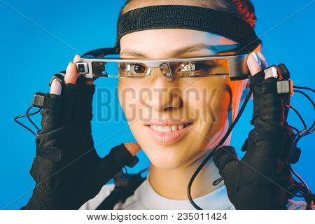 Motion Capture Actor Image & Photo (Free Trial) | Bigstock