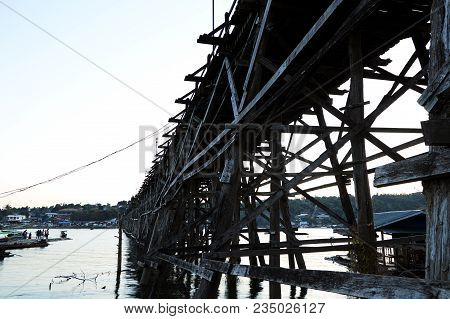 The Atmosphere At Sangkha Buri In The Early Morning Time. Sangkhla-buri, Is In Kanchanaburi Province