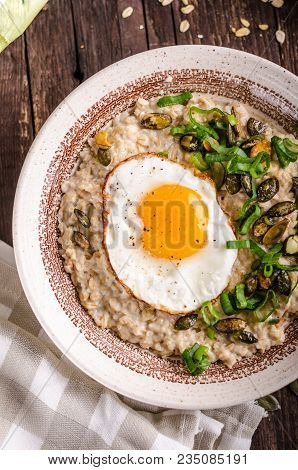 Oatmeal Salty With Spring Onion And Egg