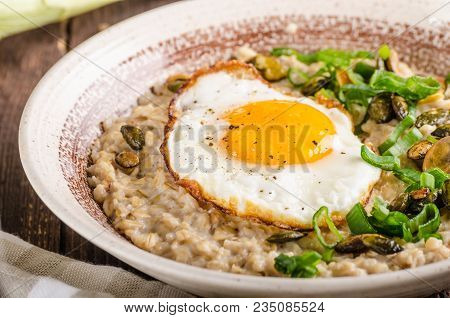 Oatmeal Salty With Spring Onion And Egg