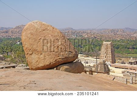 Large Big Stones Boulders In Hampi.  Hemakuta Hill And Virupaksha Temle. Karnataka, India.