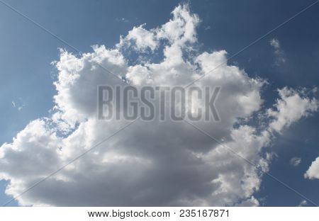 The Sun Through The Clouds, Sunny Day