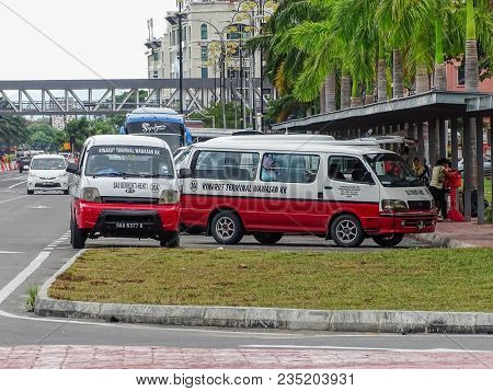 Kota Kinabalu,sabah-mac 26,2018:view Of The Local Mini-bus Terminals City Located At Kota Kinabalu,s