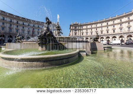 Rome, Italy - June 22, 2017: Amazing View Of Piazza Della Repubblica, Rome, Italy