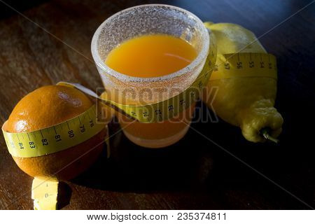 Weigth Loss With Fruit And Dietetic Drinks