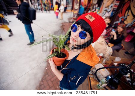 Sheregesh, Kemerovo, Russia - April 7, 2018: Grelka Fest: Group Of People Ski And Snowboard Riders I