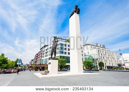 Bratislava, Slovakia - May 11, 2017: Milan Rastislav Stefanik Monument In The Centre Of Bratislava, 