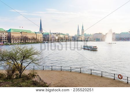 Alster Lake In Hamburg, Germany With Jungfernstieg And Townhall In Background On Sunny Spring Day