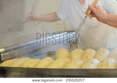 Industrial Cooking Of Popular Classical Bread Dumplings.