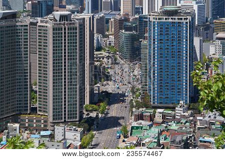 Seoul, Korea - April 26, 2017:  Cityscape Of Hoehyeon-dong And Myeong-dong, Central Area Of Seoul. T
