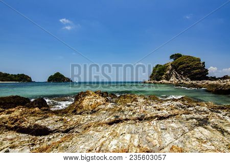 Hidden Beauty Of Kapas Island Located In Terenganu, Malaysia At Sunny Day. Blue Sky And Clear Sea Wa