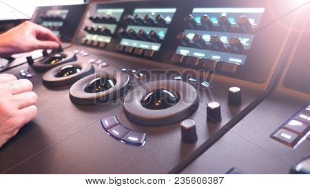 Color Grading Controller Machine In Telecine Lab