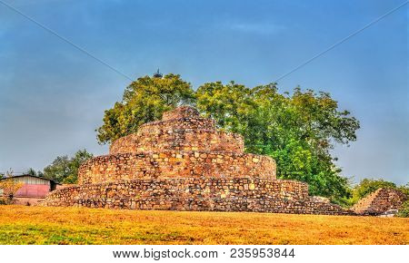 Metcalf Folly At The Qutb Complex In Delhi, India