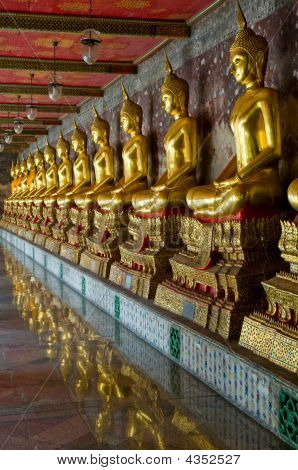 Golden Buddha nel Wat Sutat, Bangkok