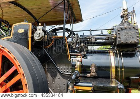 Honiton.devon.united Kingdom.july 2nd 2021.a Restored Traction Engine Is On Display At The Devon Cou