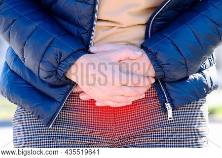 Cystitis Of The Bladder, Inflammation Of The Female Ovaries. Bladder In Case Of Cystitis For Concept