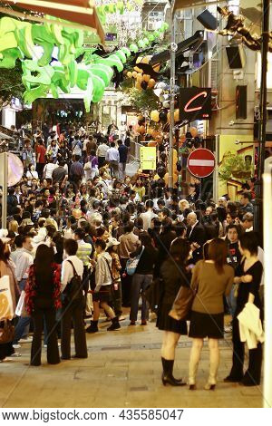 Night Life In Lan Kwai Fong. Hong Kong 31 Oct 2005