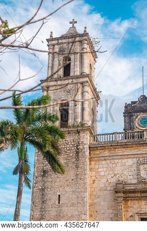 Exterior Of Historic Cathedral Of San Servacio In Valladolild