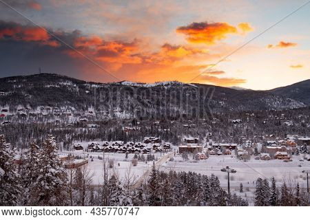Breckenridge, Colorado, USA town skyline in winter at dawn.