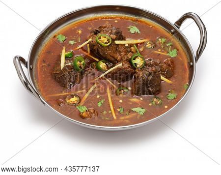 beef nihari, pakistani curry cuisine