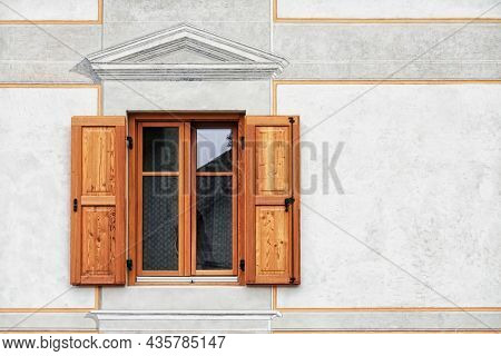 Architectural detail in Fiera di Primiero, Pale di San Martino, Trentino Alto-Adige, Italy, Europe                               