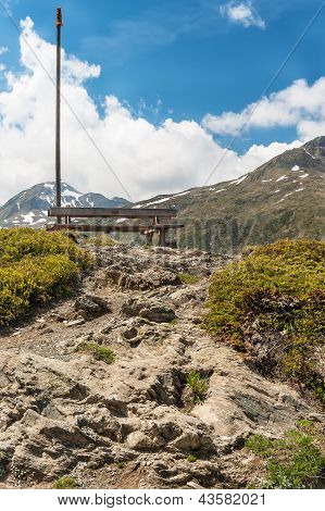 Banco per resto sul passo
