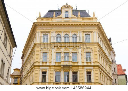 Gammal byggnad
